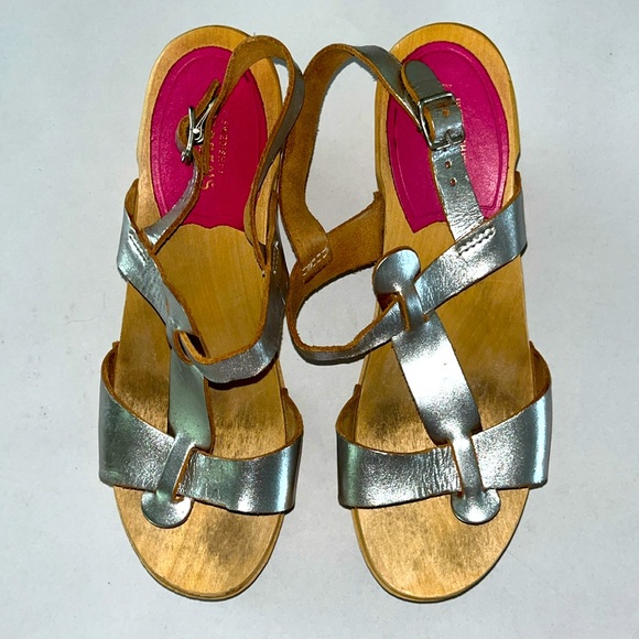 Swedish Hasbeens silver sandals - Picture 2 of 5